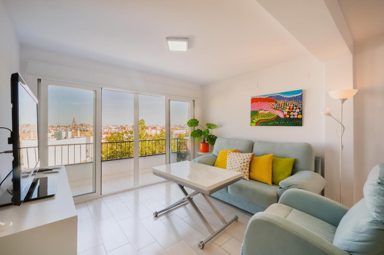 Wide And Colourful- 3Bd 1Bth- Triana Apartment Севиля Екстериор снимка